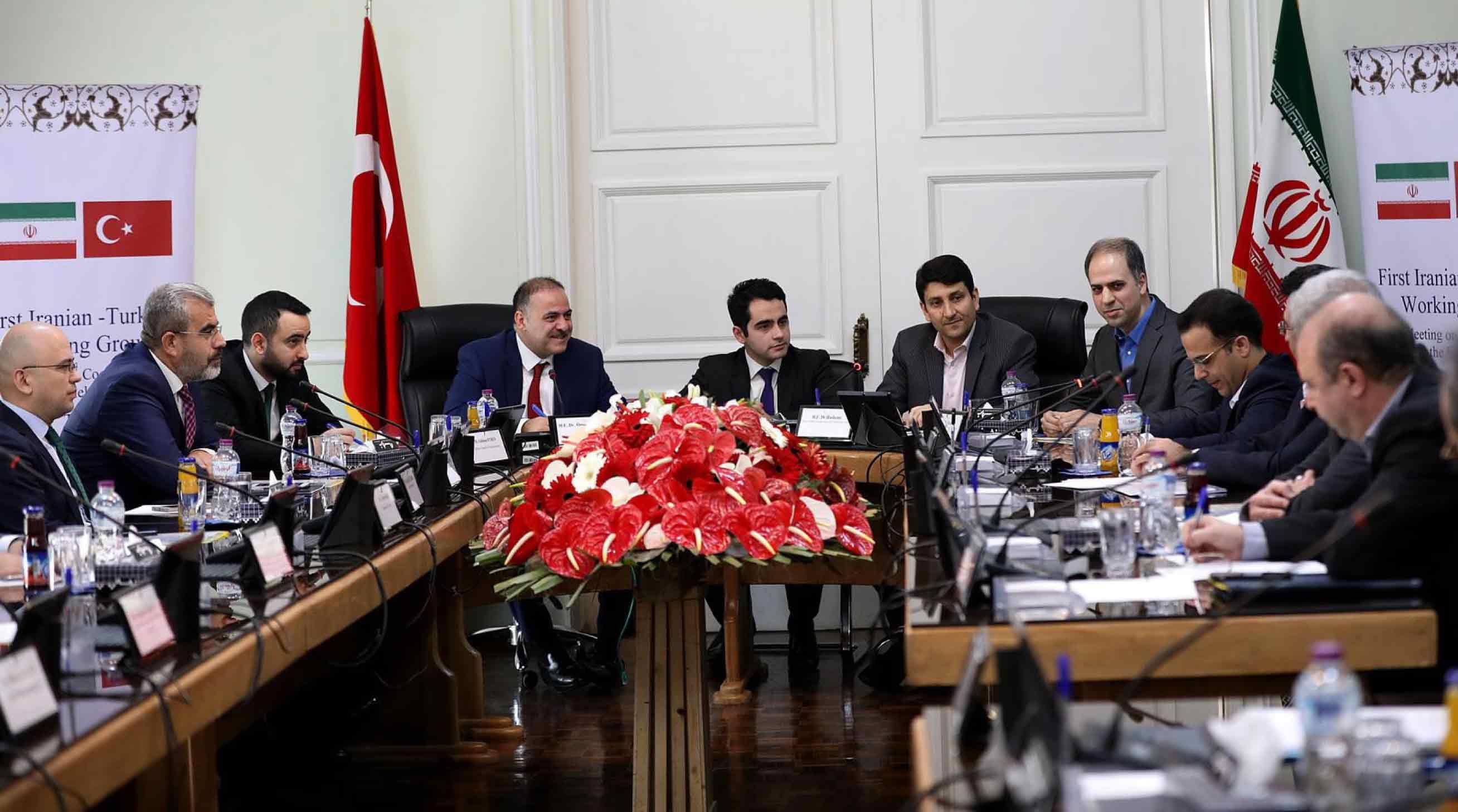 ترکیه ایجاد شبکه کابلی  بین کشورهای  جاده ابریشم را پیشنهاد کرد