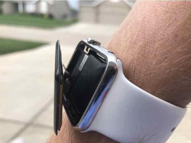 تعویض رایگان نمایشگر  ساعت های هوشمند اپل